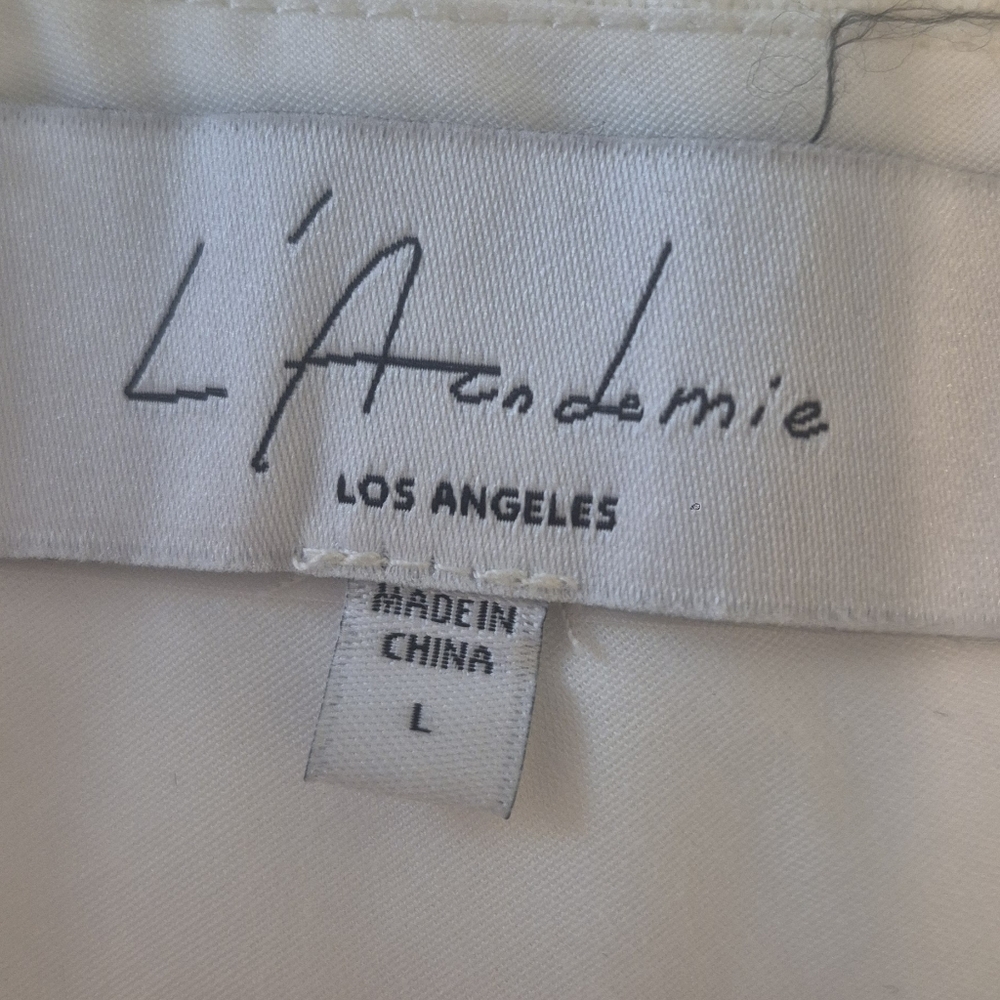 L'ACADEMIE Linen Shorts, Revolve, Size Large, Cream Color. - Picture 4 of 6